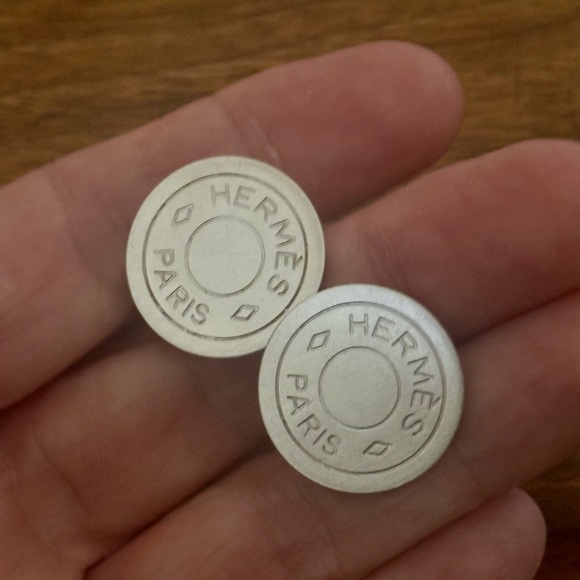 Hermès Vintage Clou de Selle Bijouterie Fantasie Clip Earrings - Picture 2 of 6